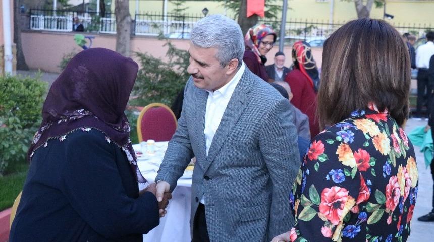 Şehit Aileleri Sosyal Dayanışma ve Yardımlaşma Derneği Başkanı Mutlu Kılı&ccedil;aslan, "T&uuml;rkiye genelinde de ilk  3 dernek arasındayız"