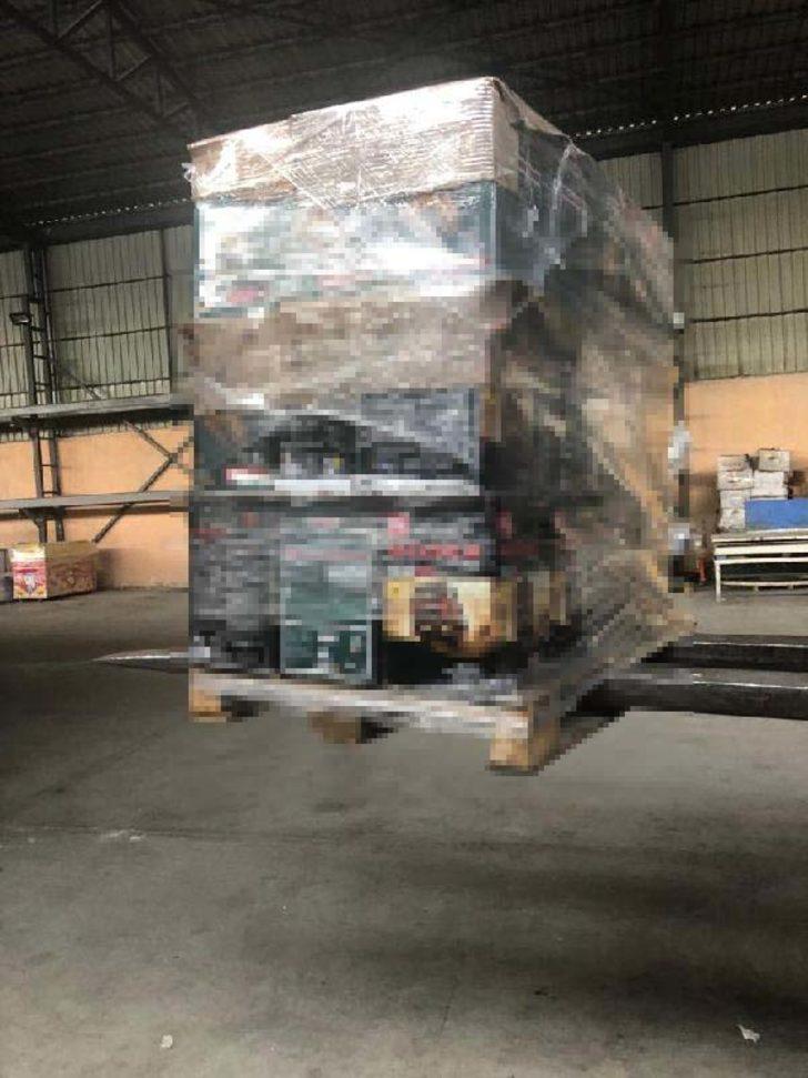 Kargodan çıkanı görenler gözlerine inanamadı! Nazar boncuğu bile var G2