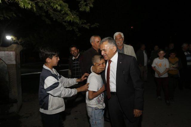 Başkan Büyükkılıç, Eskişehir Bağları Osmanlı Mahallesi’nde vatandaşlarla bir araya geldi