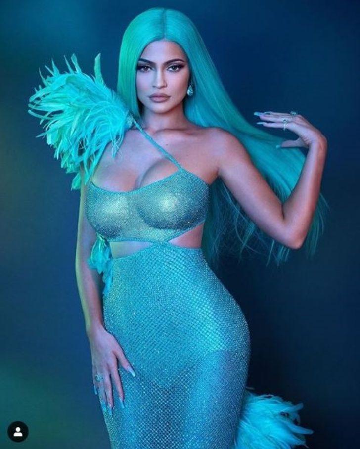 Kylie Jenner doğum sonrası depresyon yaşadığını açıkladı G3