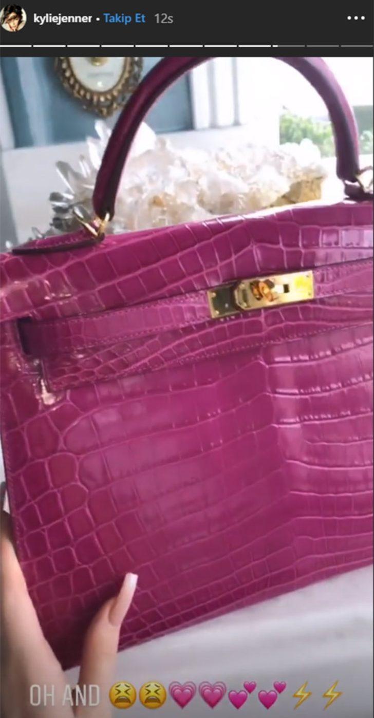 Kylie Jenner'a 420 bin TL'lik hediye! G3