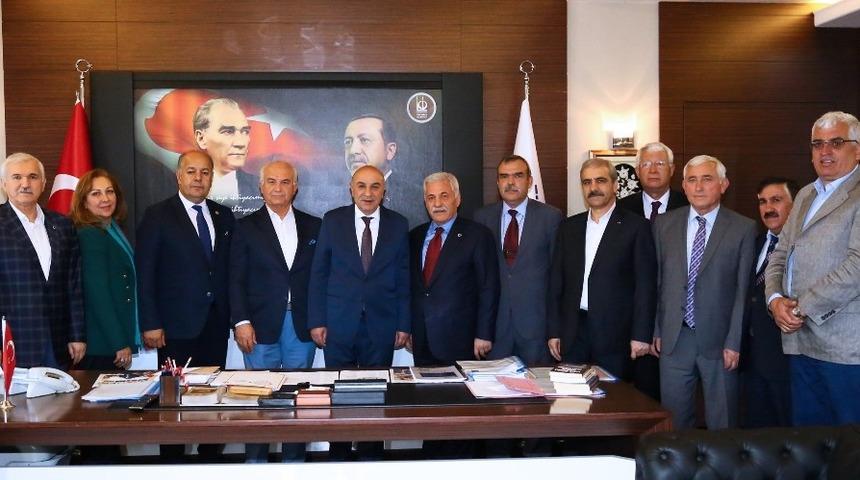 T&uuml;rk D&uuml;nyası Parlamenterler Birliği&rsquo;nden Başkan Altınok&rsquo;a ziyaret