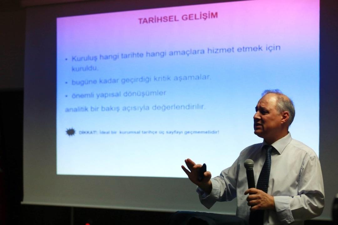 Yenimahalle&rsquo;de personele &lsquo;Strateji Planı&rsquo; anlatıldı