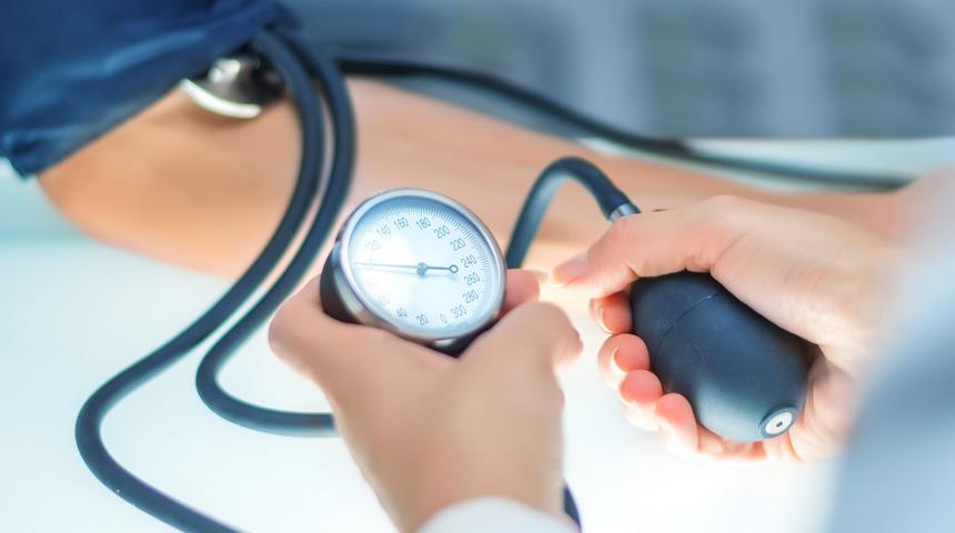 Hipertansiyon nedir? Hipertansiyon tedavisi nasıl olur? Yüksek tansiyona ne iyi gelir?