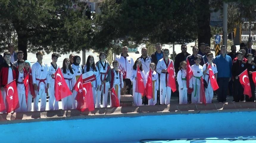 100 yıl etkinlikleri &ccedil;elenk sunumu ile başladı