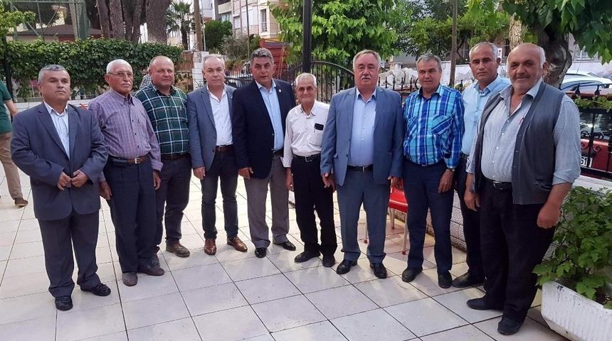 Nazillili Çiftçi Çiftçiler Günlerini İftarda Kutladı