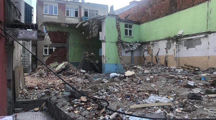 7 ay &ouml;nce yıkılan Edebali Cami hayırseverlerin yardımını bekliyor