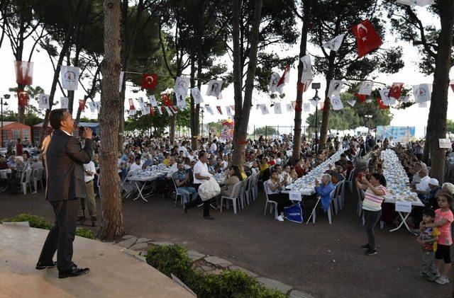 Başkan Uysal, engelli bireylerle iftarda buluştu