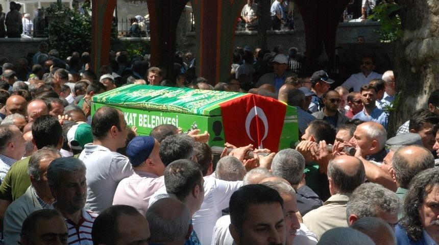 Tokat’ta genç öğretmen son yolculuğuna uğurlandı