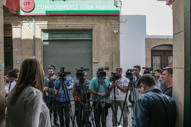 KKTC'de UBP Genel Başkanı Ersin Tatar, koalisyon görüşmelerine başladı