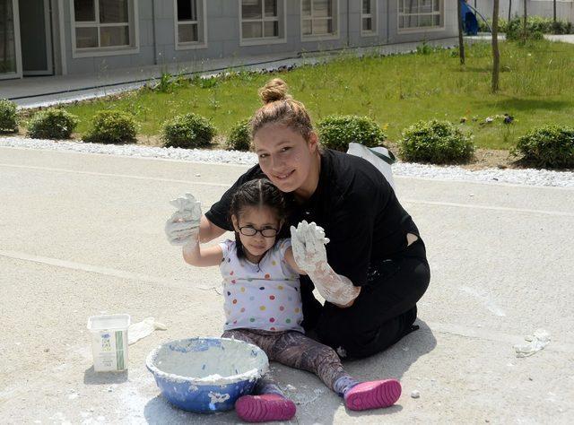 Gelecek ‘Bilgi Evleri’ ile aydınlanıyor