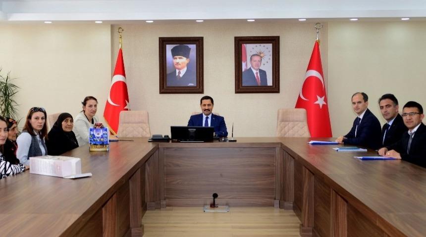 Vali Mustafa Masatlı başkanlığında &ldquo;Damal Bebeği Projesi&rdquo; ile ilgili toplantı yapıldı