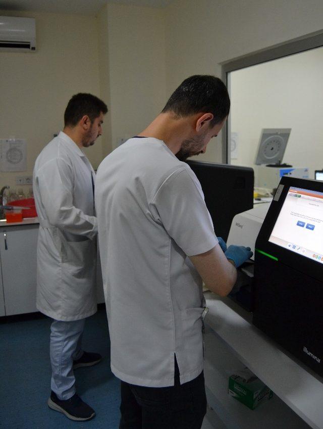 Uludağ Üniversitesinde kanserin kişisel DNA haritasını çıkaran uygulama başladı