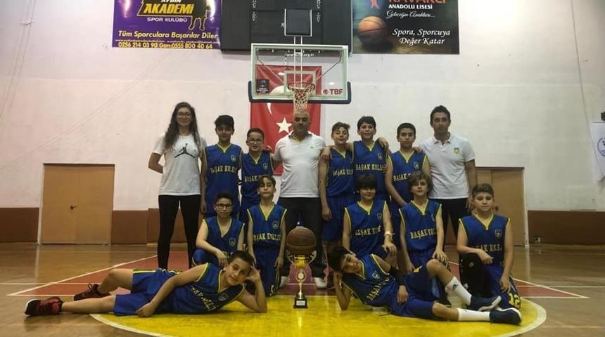 Başak Koleji il şampiyonu oldu