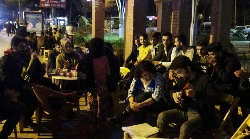 Öğrenci ve öğretmenlerden müzikli mesaj