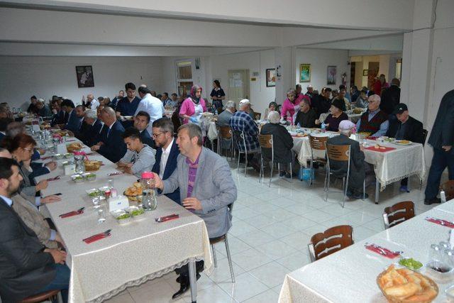 Biga TSO’dan huzurevinde iftar