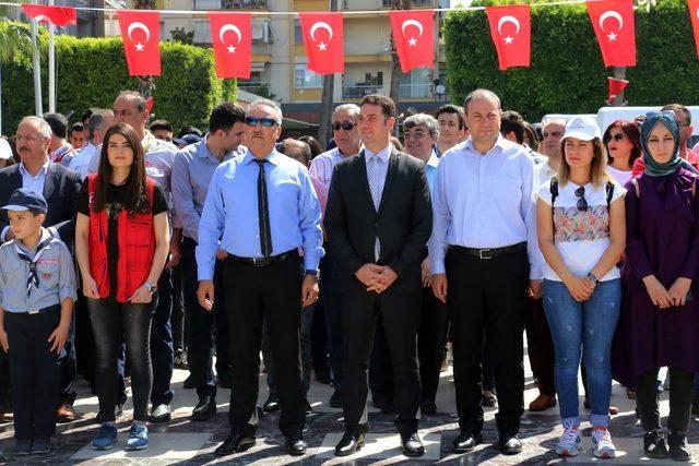 Adana’da Gençlik Haftası kutlamaları başladı