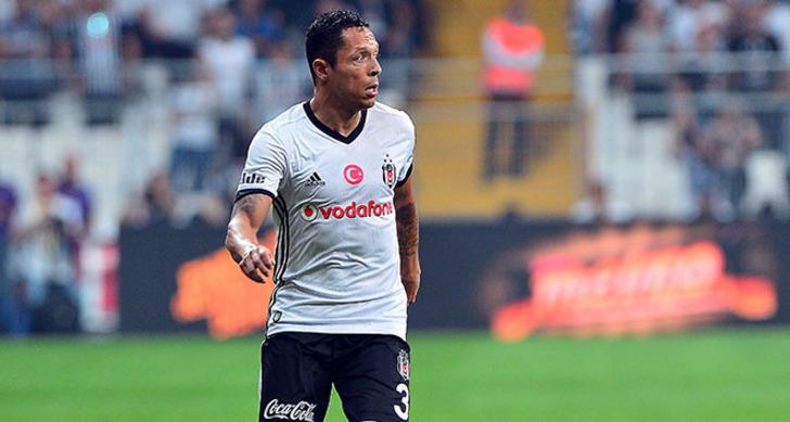 Adriano (Beşiktaş)