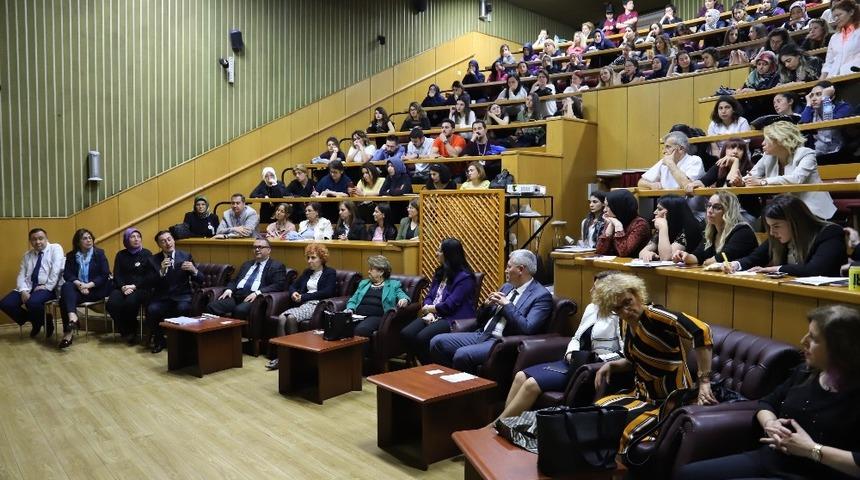 Hemşirelere “Cinsel Saldırı Mağdurlarında Klinik Yönetim” sempozyumu