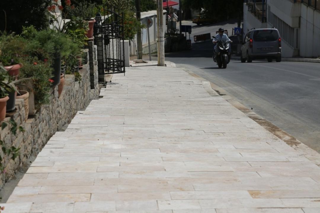 Bodrum&rsquo;da cadde ve sokaklar yenileniyor