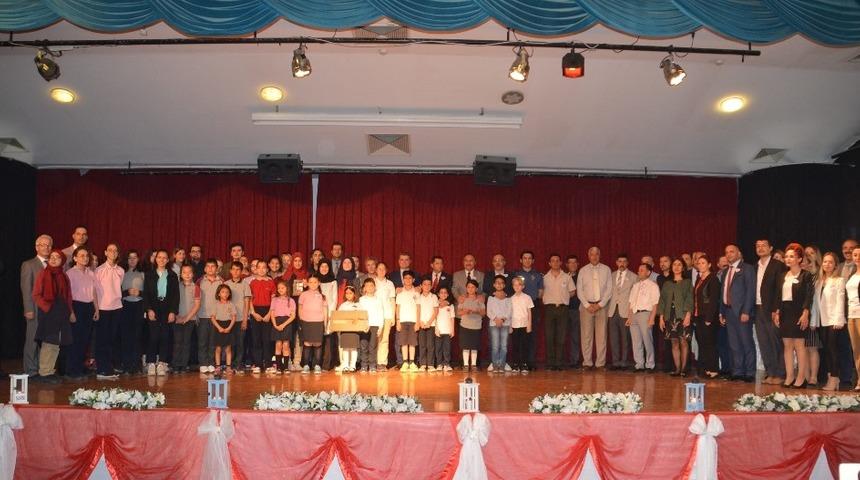 &ldquo;Kitaba Dokunan Eller&rdquo; projesinin &ouml;d&uuml;lleri sahiplerini buldu