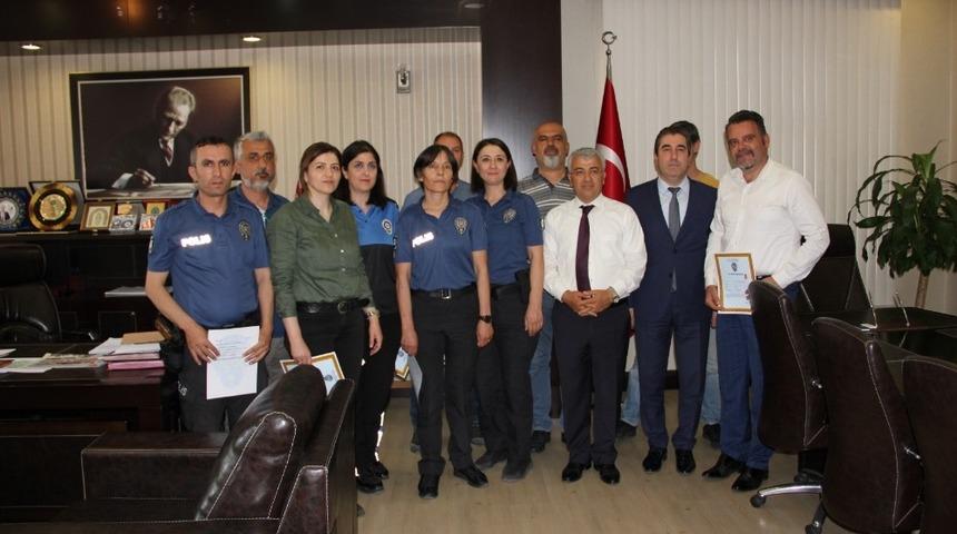 Manavgat&rsquo;ta başarılı polisler &ouml;d&uuml;llendirildi