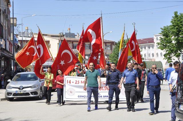 Şuhut’ta Gençlik Yürüyüşü