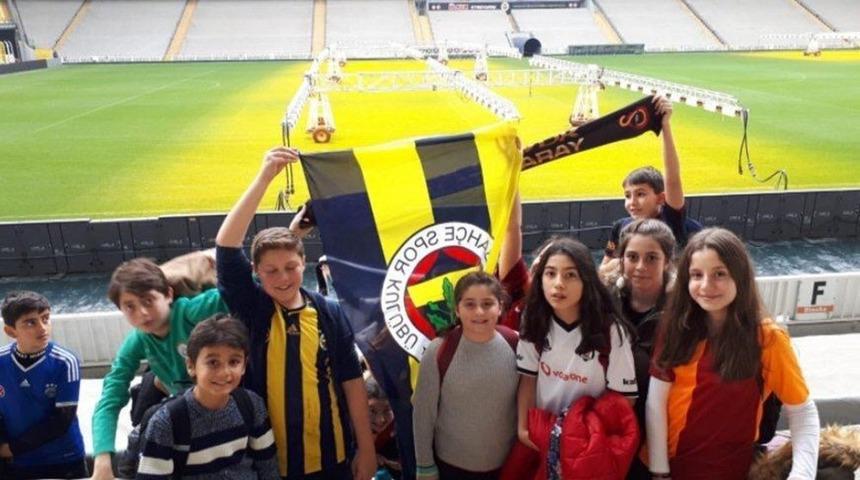 Fenerbahçe'den Galatasaraylı çocuk için açıklama geldi