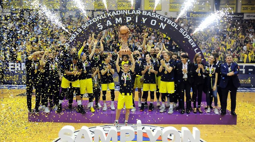 Kadınlar Basketbol Süper Ligi'nde şampiyon Fenerbahçe
