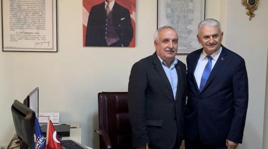 Binali Yıldırım'dan muhtarlık ve ev ziyaretleri