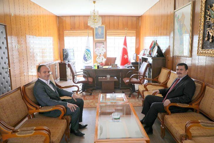 Vali Arslantaş’tan ilçe ve beldelerin yeni belediye başkanlarına ziyaret G3