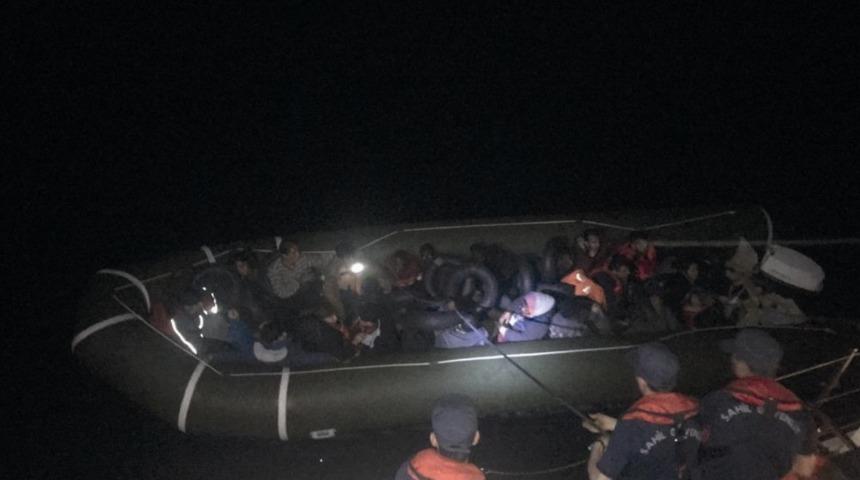 Didim&rsquo;de 11&rsquo;i &ccedil;ocuk 24 ka&ccedil;ak g&ouml;&ccedil;men yakalandı