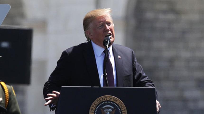 İmzayı attı! Trump'ın hedefinde bu kez &Ccedil;in ve Huawei var! 