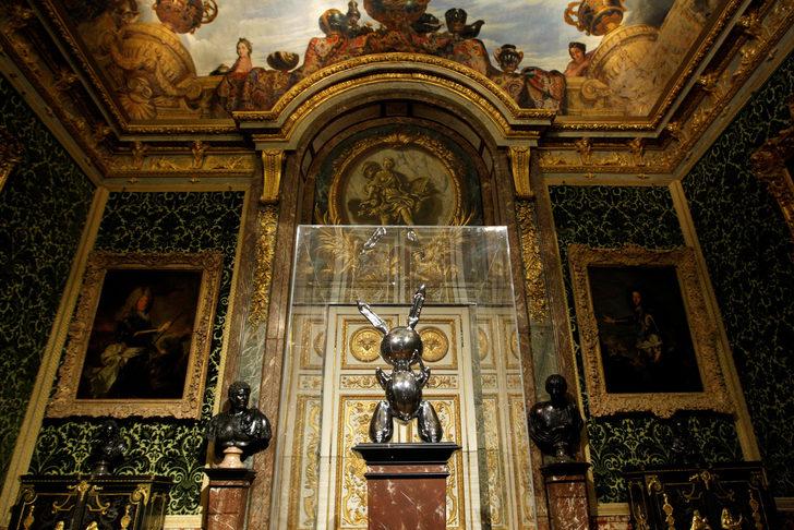 ABD'li heykeltraş Jeff Koons'un 'Tavşan' heykeli rekor fiyata satıldı G1