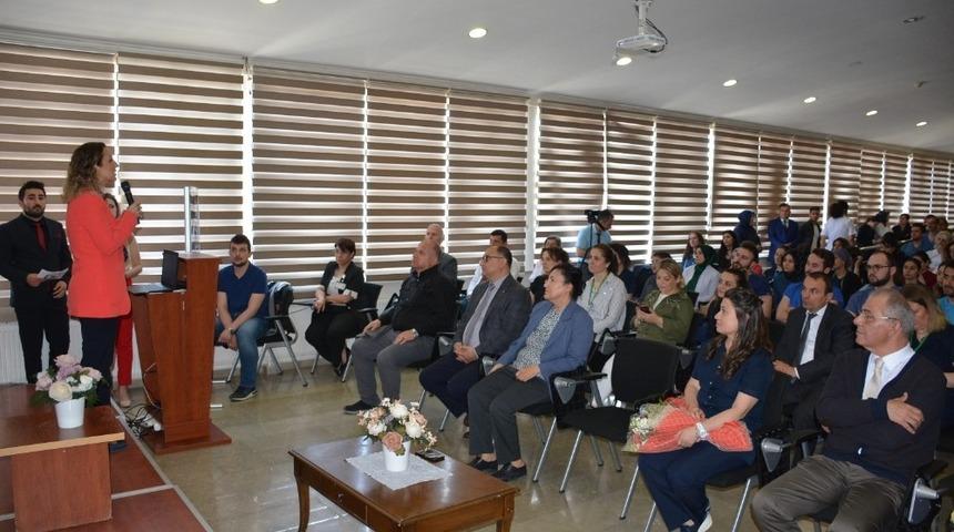 Hemşirelik haftasını kutladı