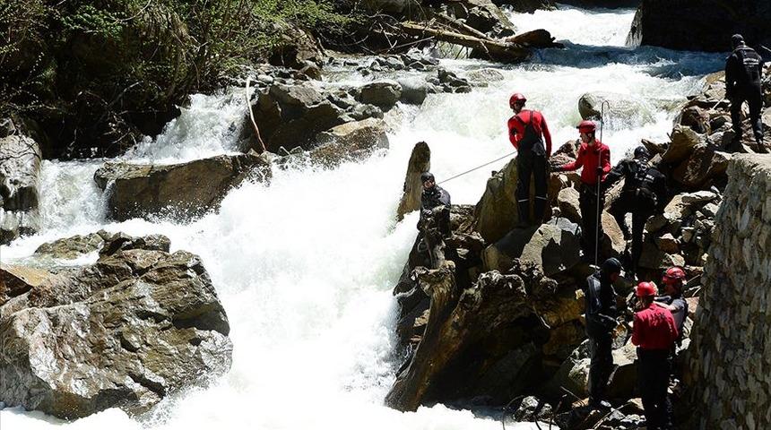 AA muhabiri Abdulkadir Nişancı'yı arama çalışmaları sürüyor
