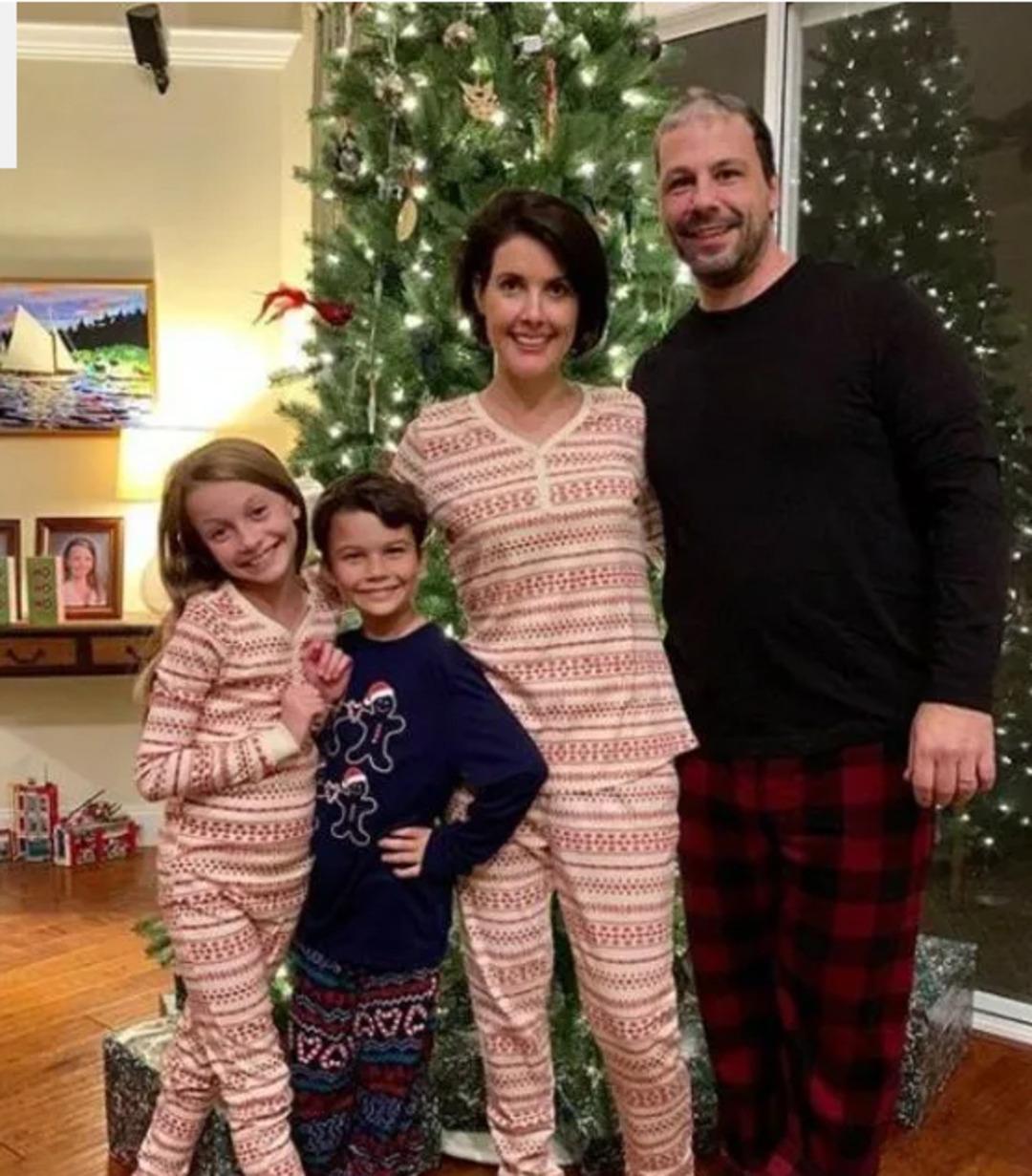 Bu mutluluk kısa s&uuml;rd&uuml;! 4 ay arayla...