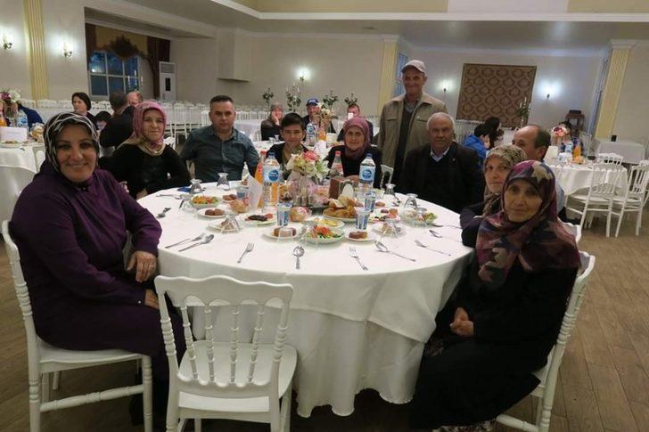 Biga’da şehit ve gazi yakınlarına iftar G4