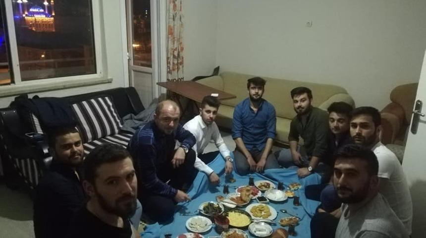 İl Başkanı Karabıyık gençlerle bir araya geldi