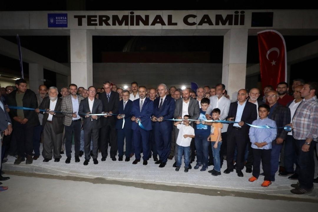 Terminale modern cami