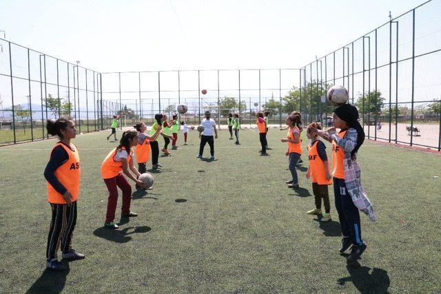 Kahramanmaraşlı kızların hedefi şampiyonluk