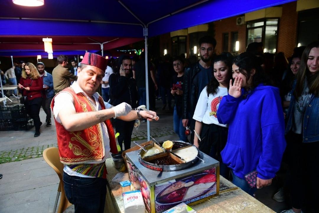 &Ouml;ğrenciler &rsquo;Ramazan Sokağı&rsquo;nı sevdi