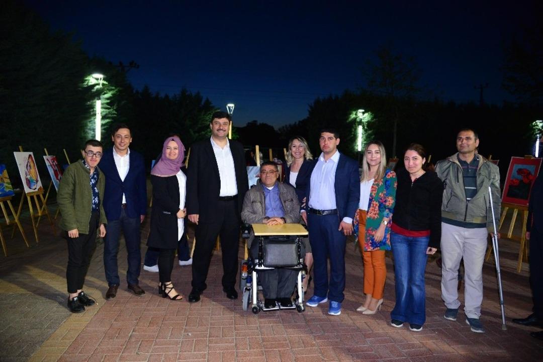 Başkan Oğuz, engelli bireylere iftarda buluştu