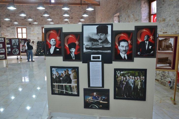 Ayvalık’ta ‘Fotoğraflarla Atatürk’ Sergisi G4