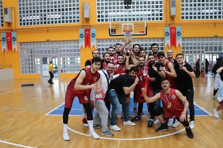 Atatürk Üniversitesi, spor müsabakalarına damga vurdu G2