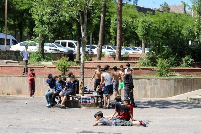 Sıcaklar baş gösterdi çocuklar soluğu Anzele’de aldı 2
