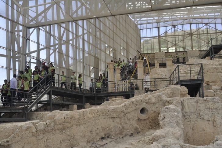 Jandarmadan öğrencilere anlamlı gezi G2