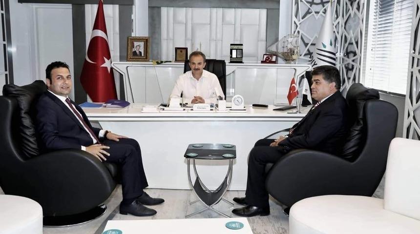 Yıldırım, Belediye Başkanı Süleyman Kılınç ile bir araya geldi