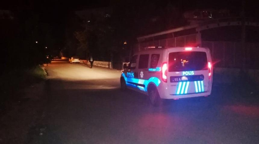 Takip edilince petrol istasyonuna sığınıp polisten yardım istedi