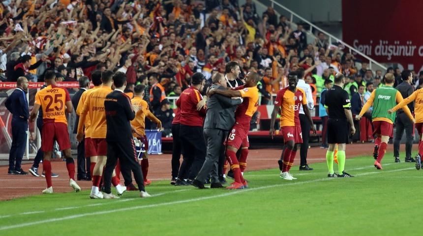 Spor Toto Süper Lig'de şampiyonluk oranları değişti!